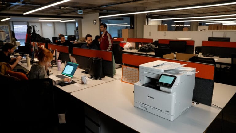 Canon i-SENSYS MF664Cdw İnceleme: Ofis Verimliliğinin Sessiz Kahramanı