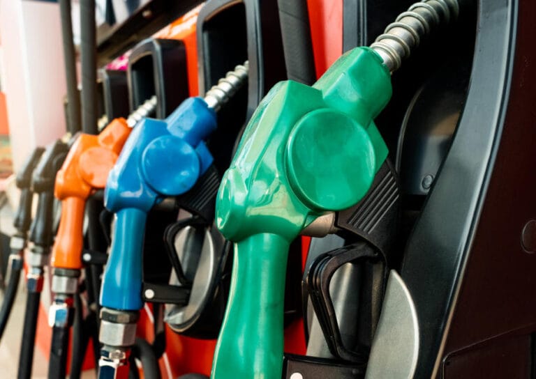 Benzine artış geliyor